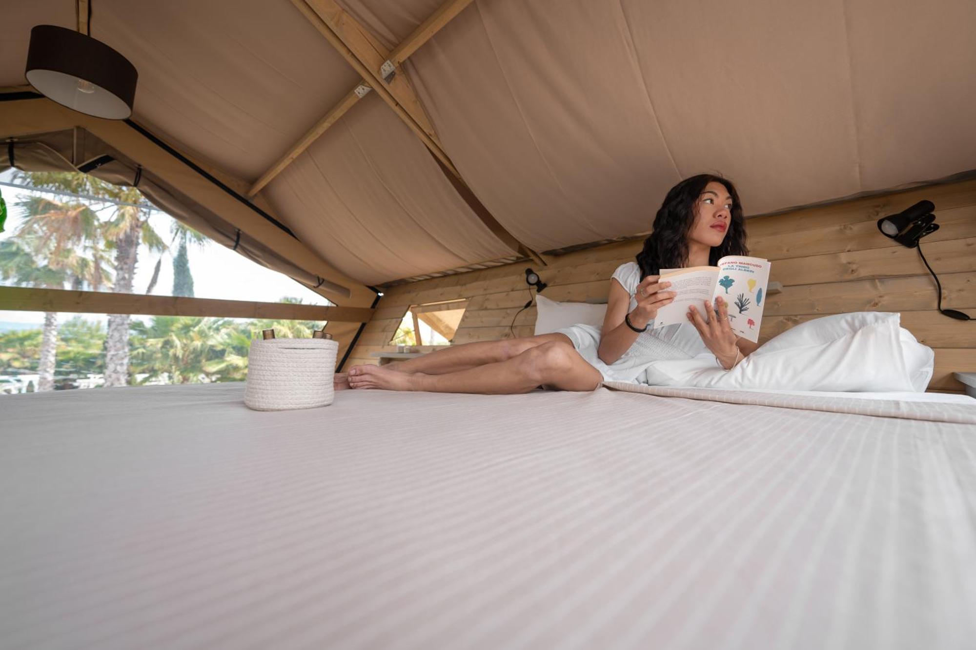 Agriglamping Butterfly House Sardegna Hotel Olmedo Ngoại thất bức ảnh